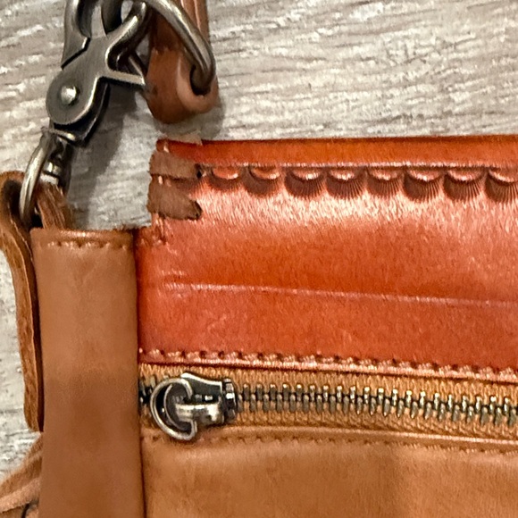 Montana West Genuine Leather Floral Fringe Crossbody. - Picture 4 of 8